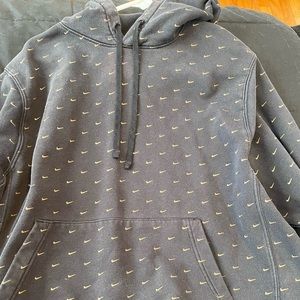 Mens large cute black Nike hoodie with gold swooshes